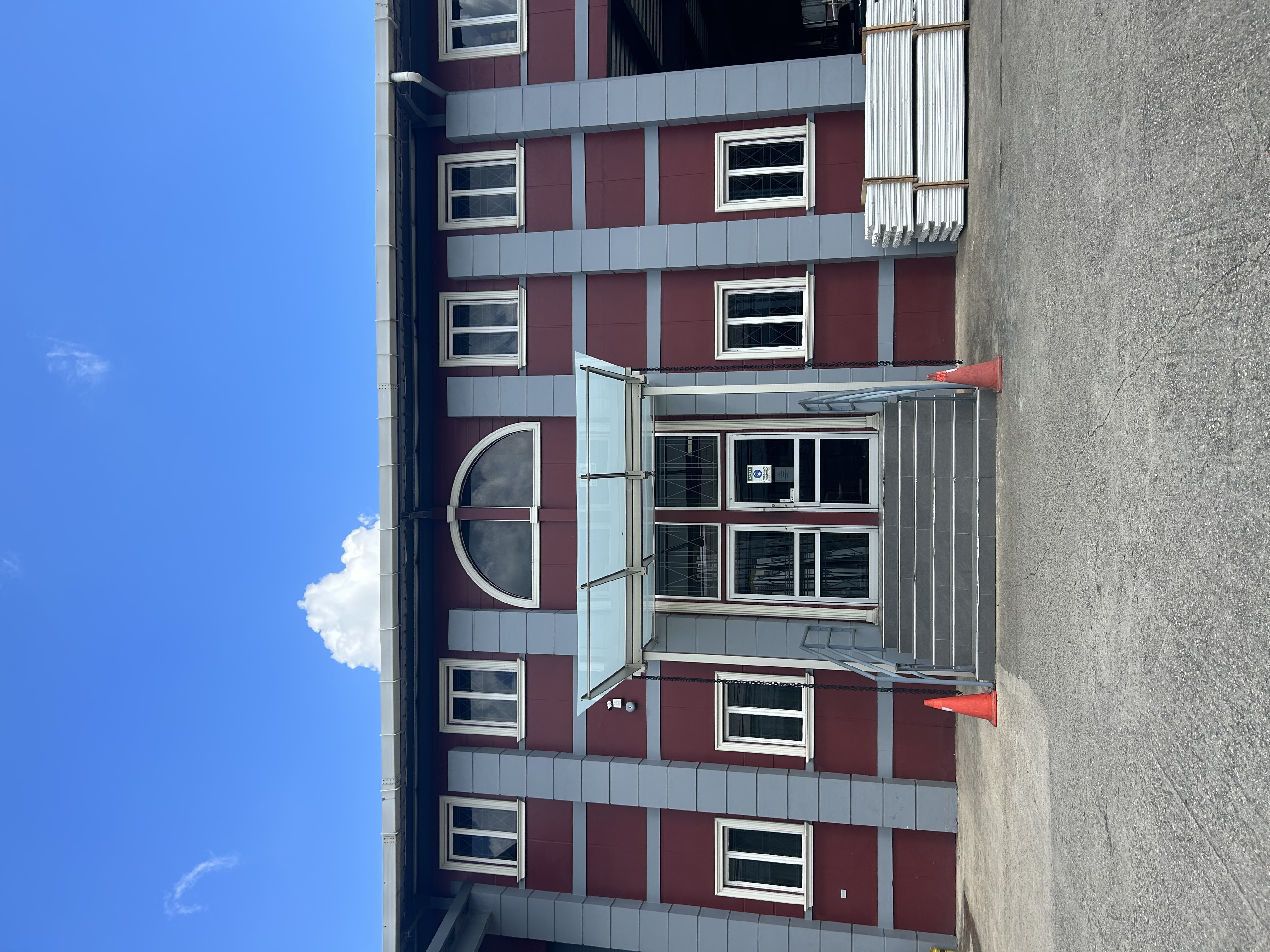 Front of Mohammed's Electrical